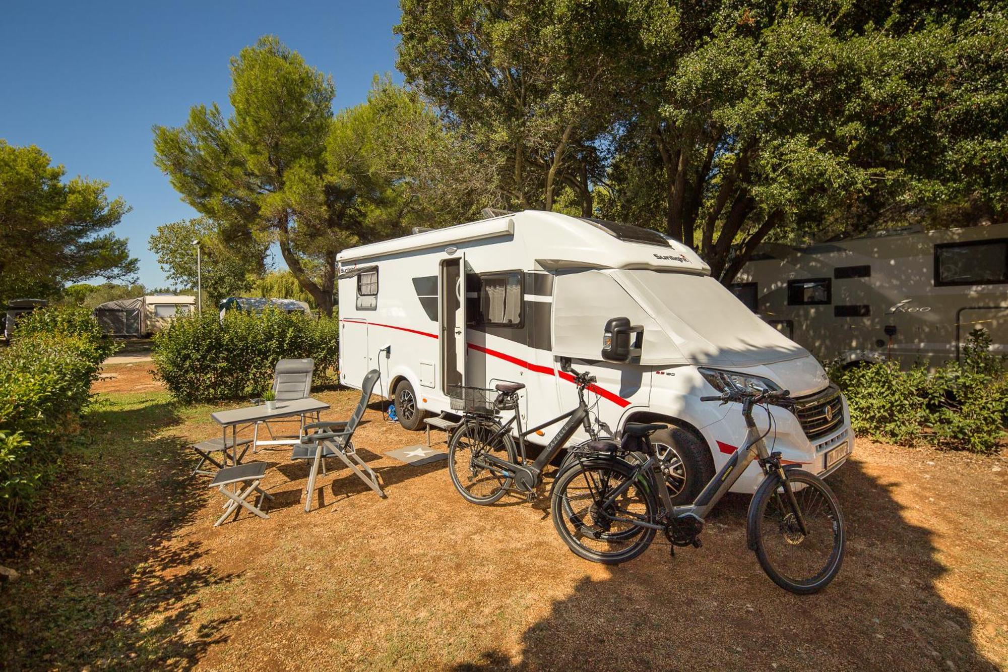 Maistra Camping Polari Pitches Rovigno Esterno foto